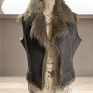 🎉Penny Lane faux fur faux suede vest Medium Black/Grey Penny Lane Collection B